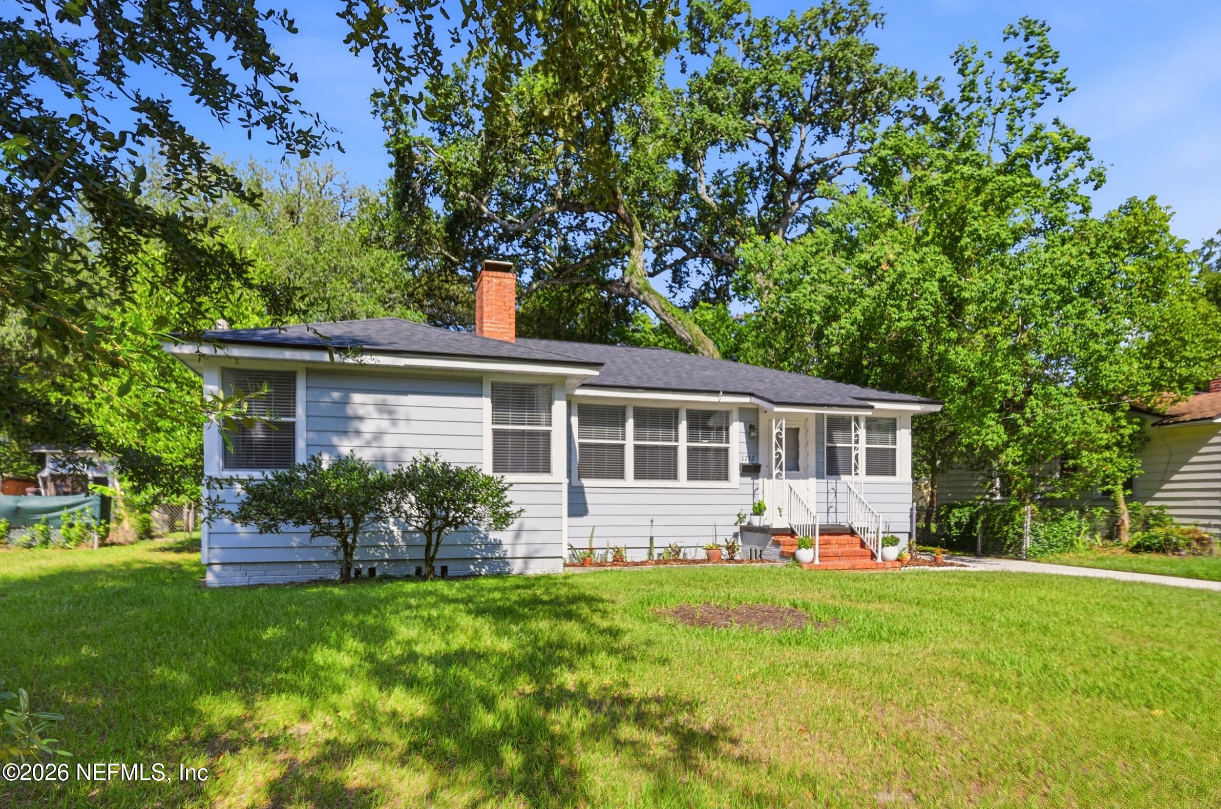 1732 Planters Road Jacksonville, FL 32207 - Photo 2 of 30 Front of Home