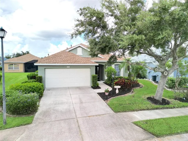 $2,600 | 1435 Millbrook Circle, Bradenton, FL 34212