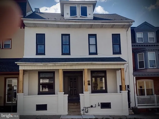 $700 | 121 West Main Street, Kutztown, PA 19530
