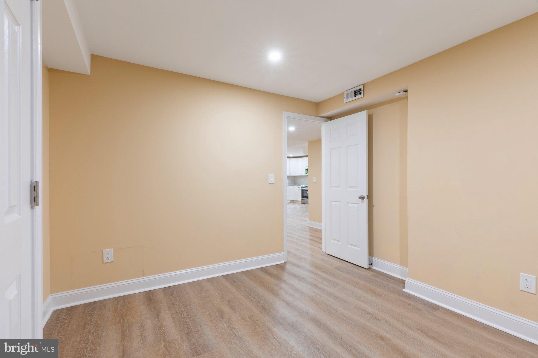 2516 Jennings Road Silver Spring, MD 20902 - Photo 19 of 33 Basement office, view 2