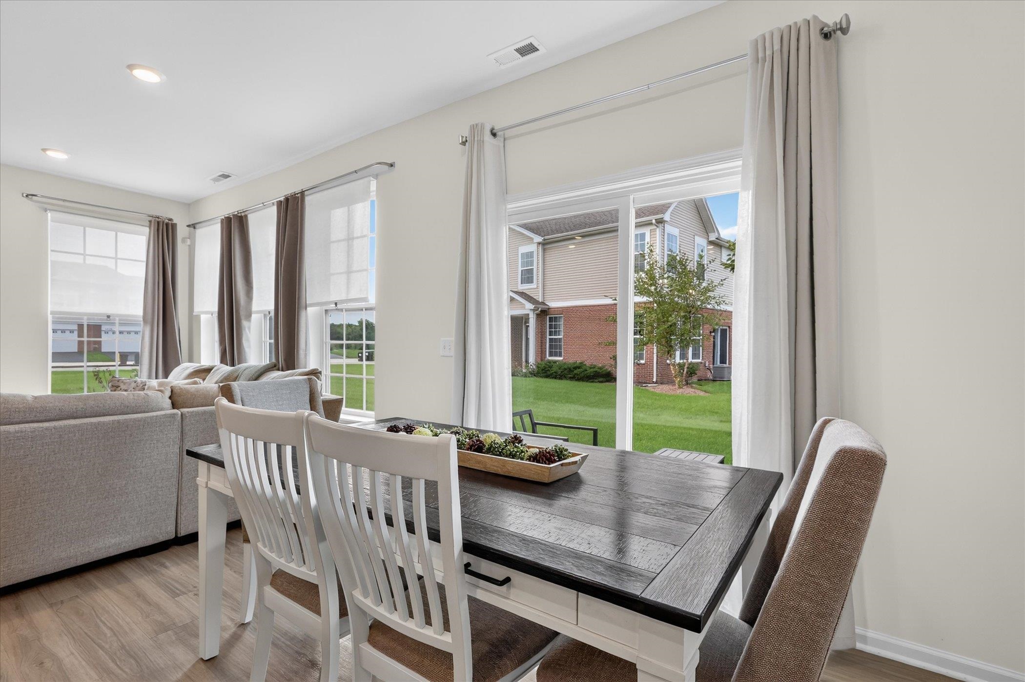 1308 Draper Road McHenry, IL 60050 - Photo 10 of 34 Gallery Image 10