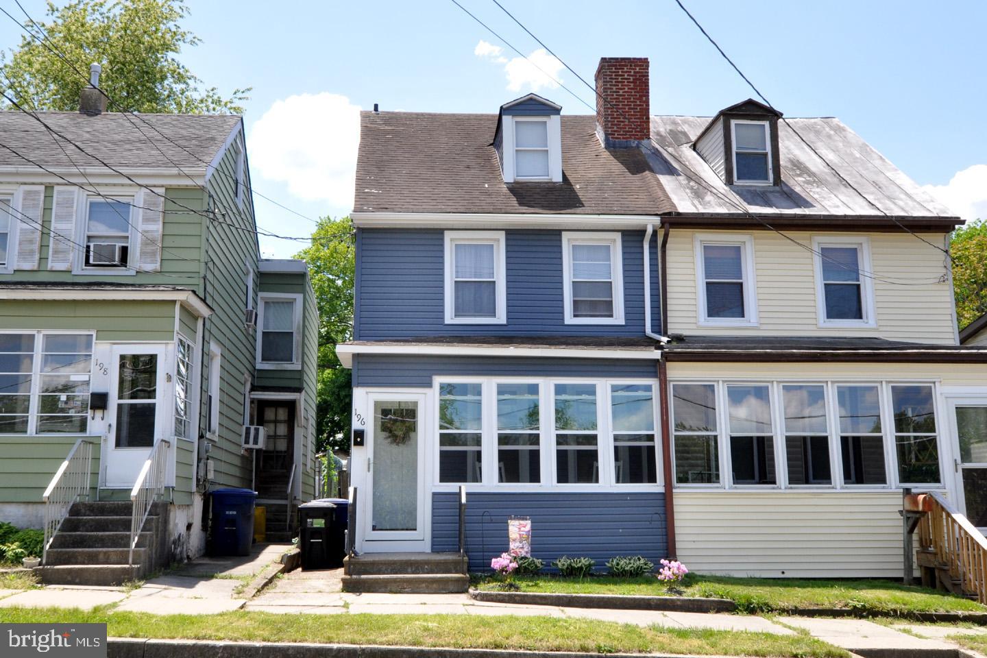 196 Mill Street Mount Holly, NJ 08060 - Photo 2 of 25