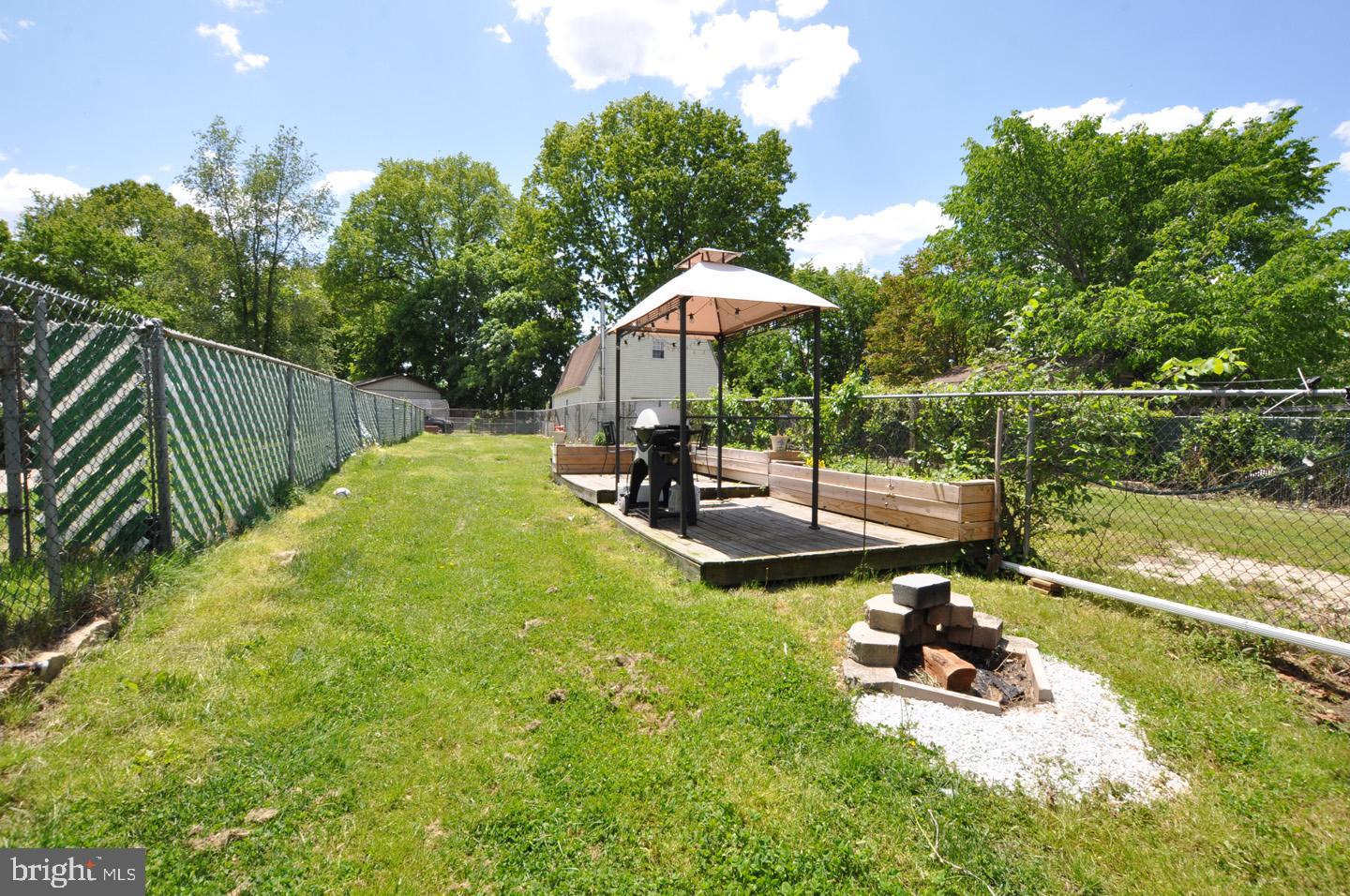 196 Mill Street Mount Holly, NJ 08060 - Photo 17 of 25