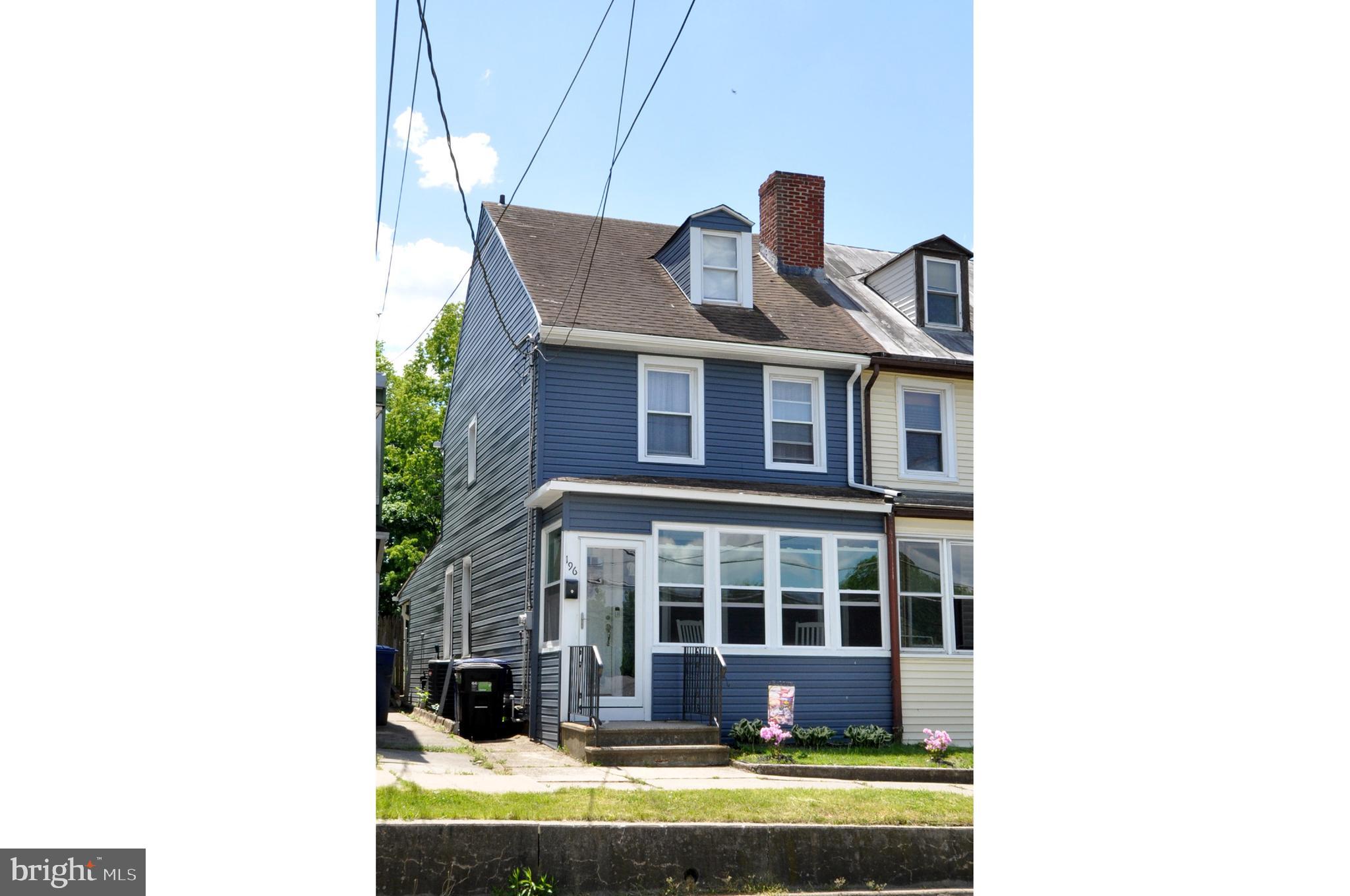 196 Mill Street Mount Holly, NJ 08060 - Photo 4 of 25