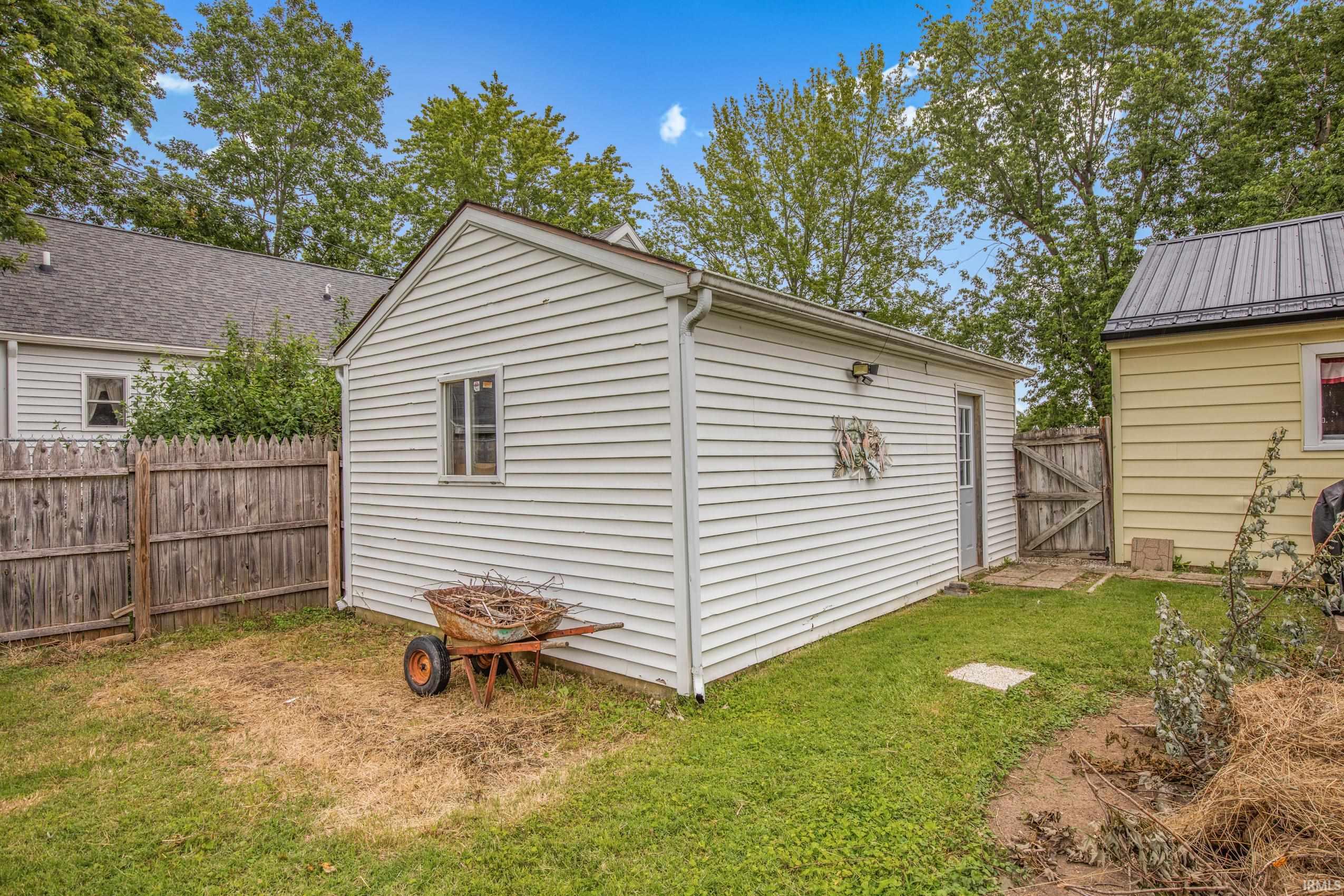 415 North Meridian Street Sweetser, IN 46952 - Photo 33 of 43