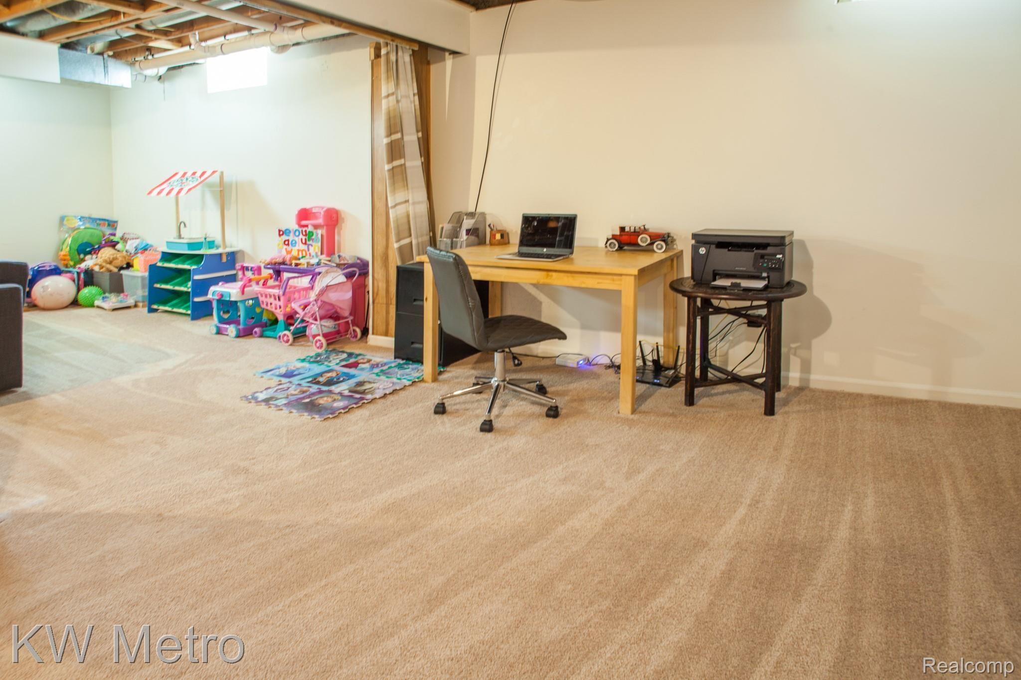 38868 Westchester Road Sterling Heights, MI 48310 - Photo 80 of 88 -80.jpg