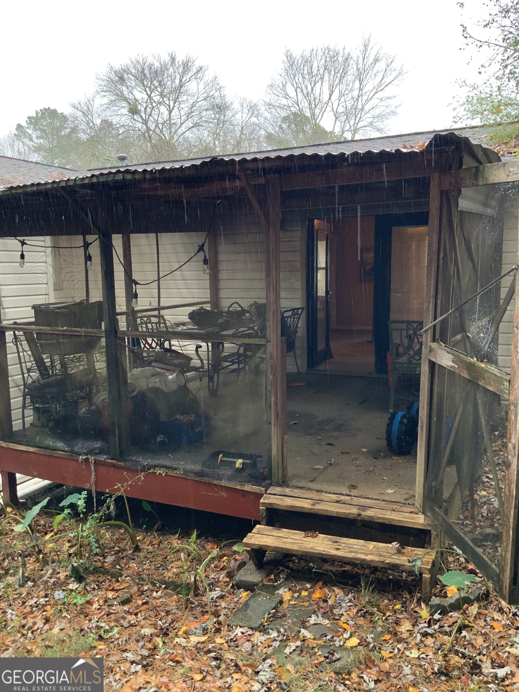10065 Brass Ring Road Jonesboro, GA 30238 - Photo 47 of 48 a view of a small yard