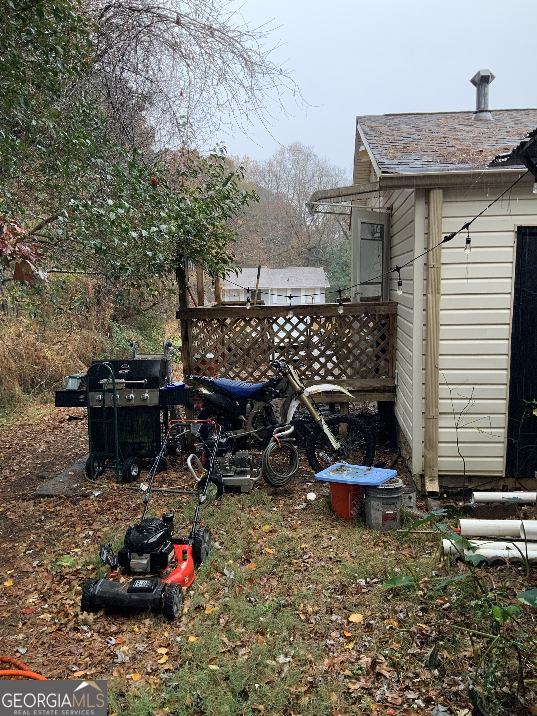 10065 Brass Ring Road Jonesboro, GA 30238 - Photo 48 of 48 a view of a house with backyard