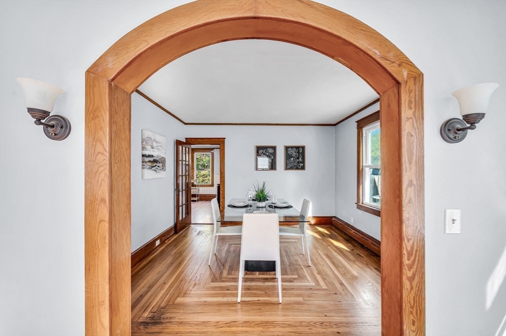 28 Maple Avenue Ware, MA 01082 - Photo 13 of 42 a very nice looking room with a large window