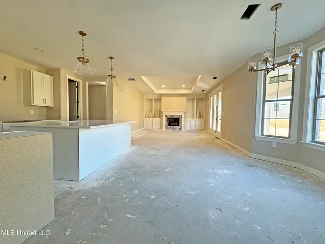 $689,900 | 276 Cedar Crst Cove, Byhalia, MS 38611