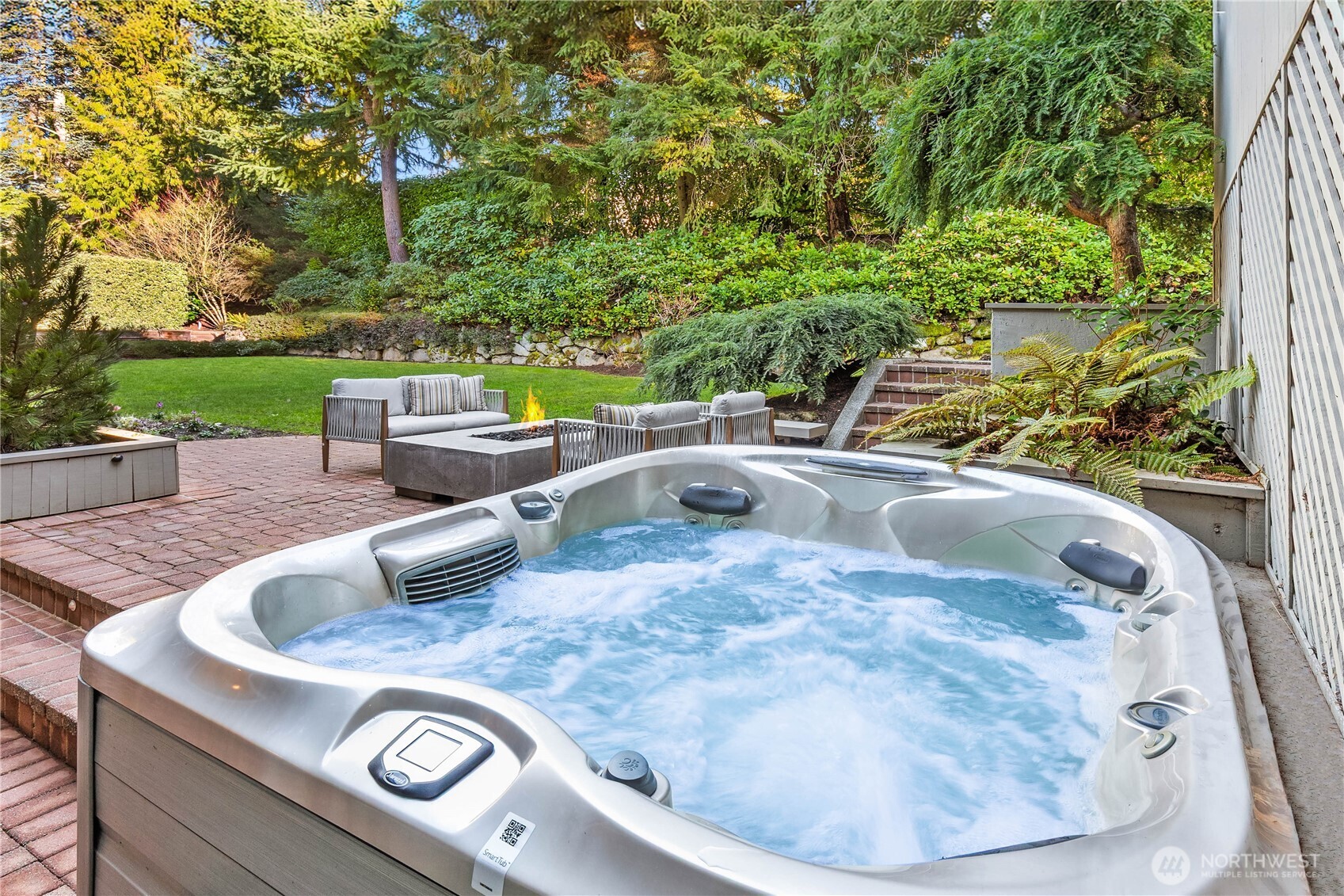7580 Southeast 71st Street Mercer Island, WA 98040 - Photo 22 of 39