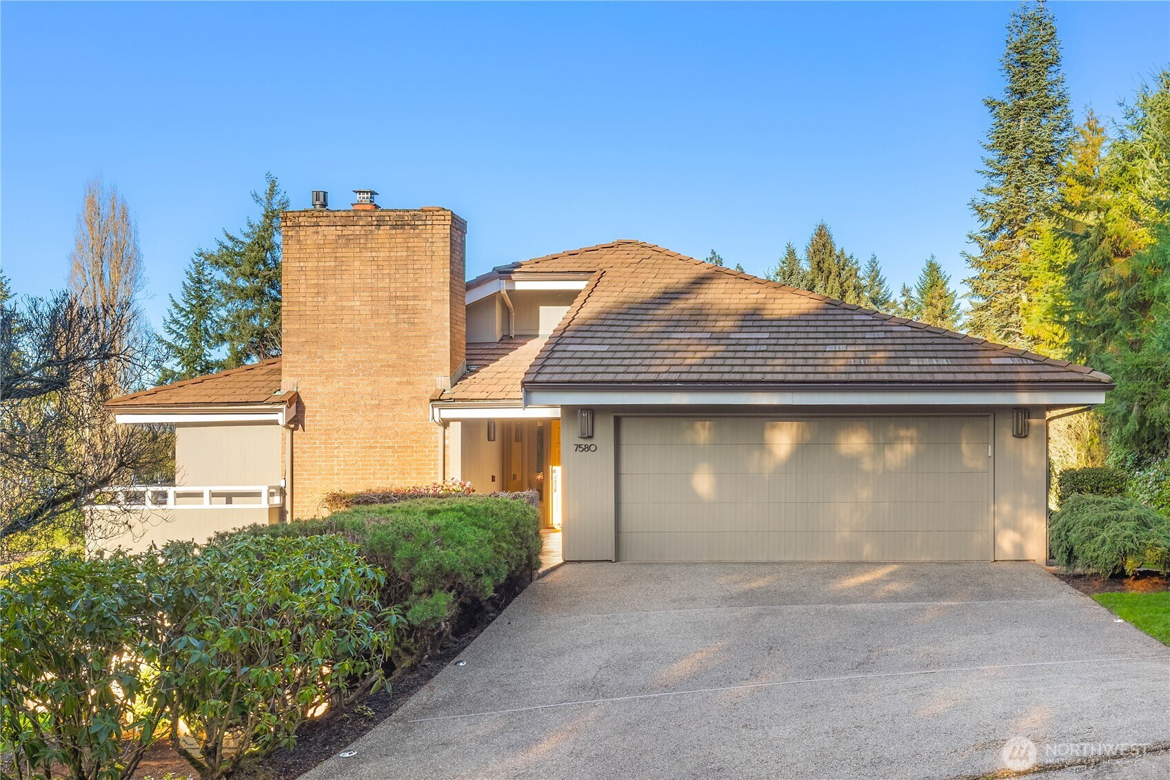 7580 Southeast 71st Street Mercer Island, WA 98040 - Photo 30 of 39