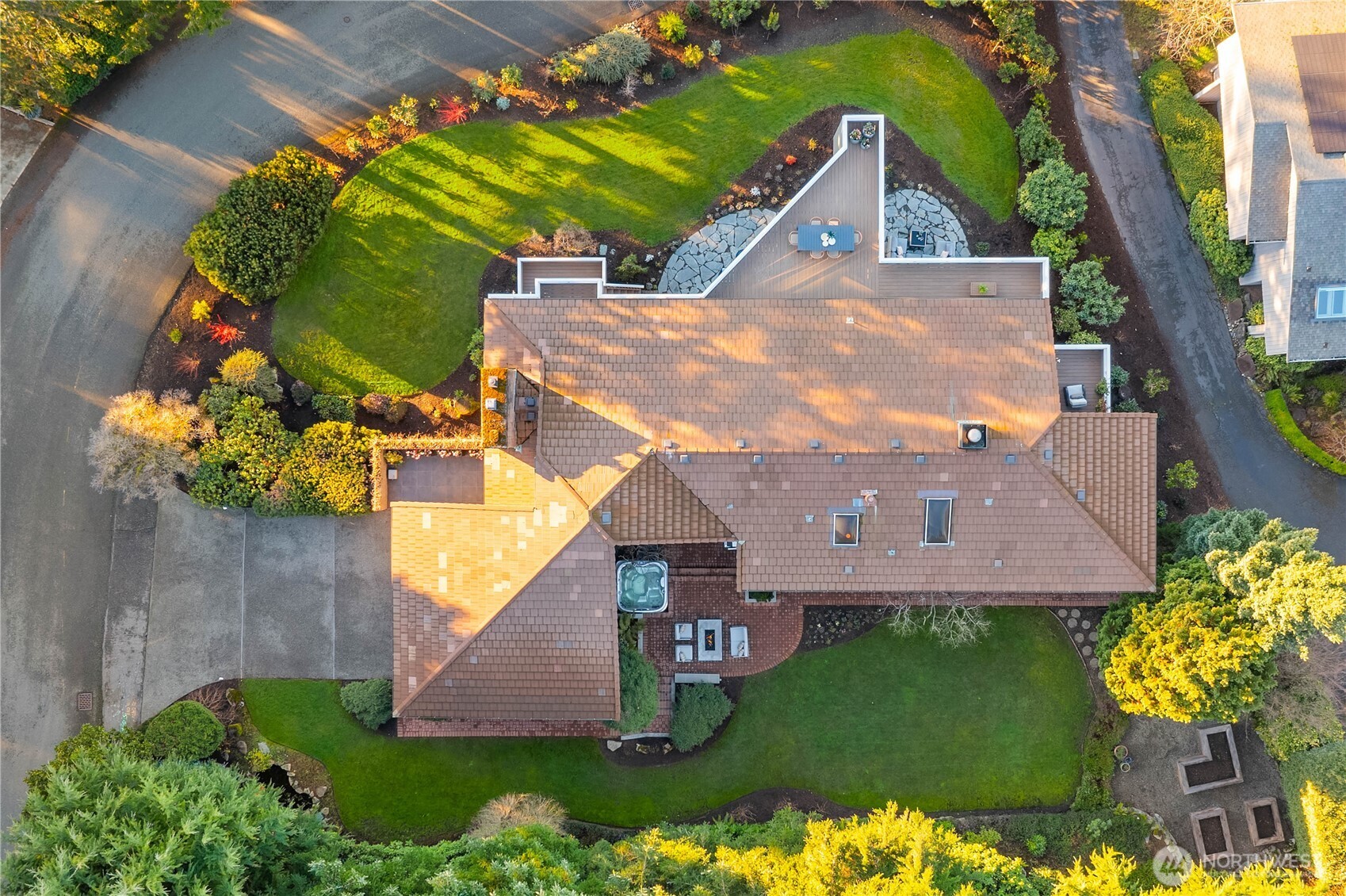 7580 Southeast 71st Street Mercer Island, WA 98040 - Photo 32 of 39