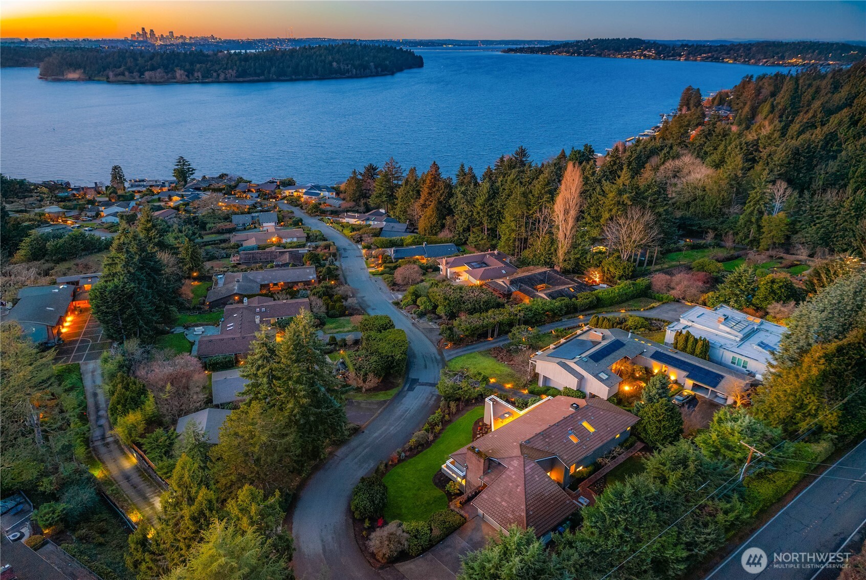 7580 Southeast 71st Street Mercer Island, WA 98040 - Photo 39 of 39