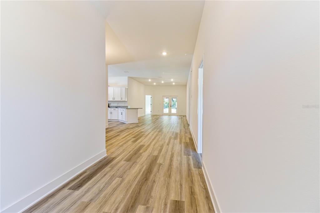 17788 Northwest 168th Road Alachua, FL 32615 - Photo 10 of 69