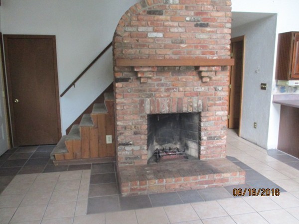 319 Partridge Hill Road Charlton, MA 01507 - Photo 3 of 16 Gallery Image 3