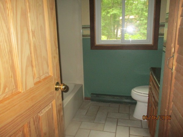319 Partridge Hill Road Charlton, MA 01507 - Photo 5 of 16 Gallery Image 5