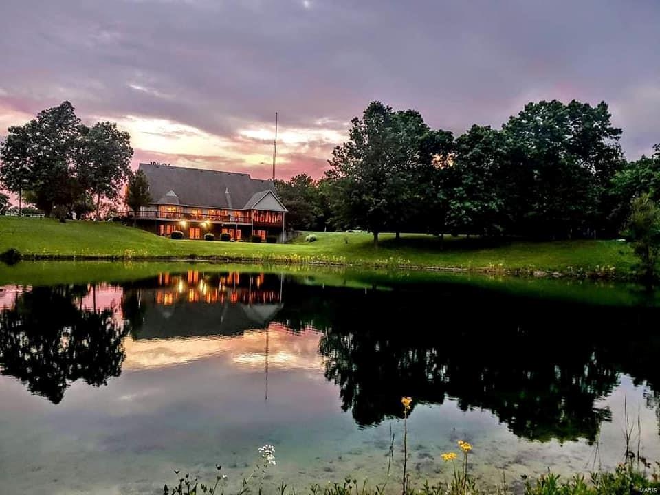 15380 Stagecoach Road Carlinville, IL 62626 - Photo 4 of 94 Gallery Image 4