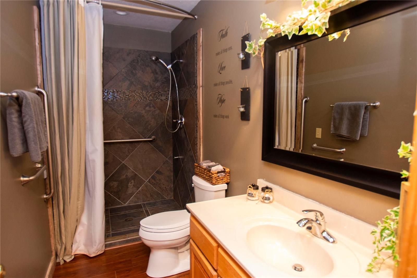 15380 Stagecoach Road Carlinville, IL 62626 - Photo 40 of 94 Gallery Image 40