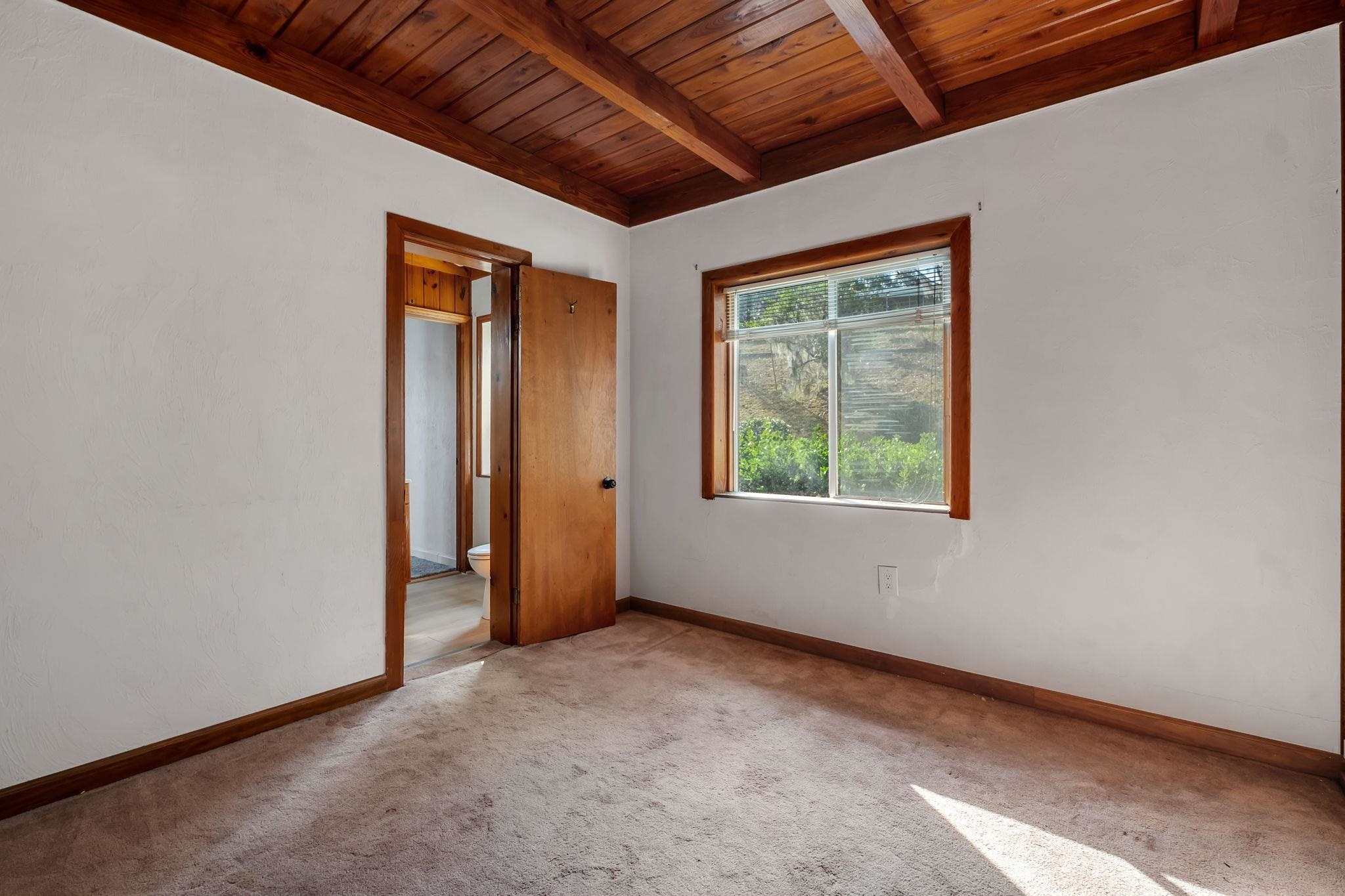 1990 Lake Point Lane Tallahassee, FL 32310 - Photo 19 of 56