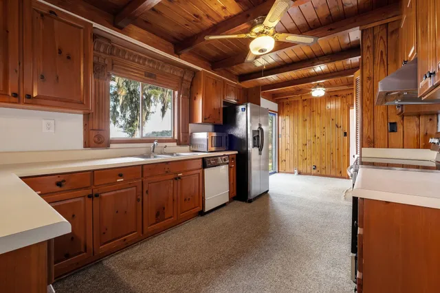 $372,000 | 1990 Lake Point Lane, Tallahassee, FL 32310