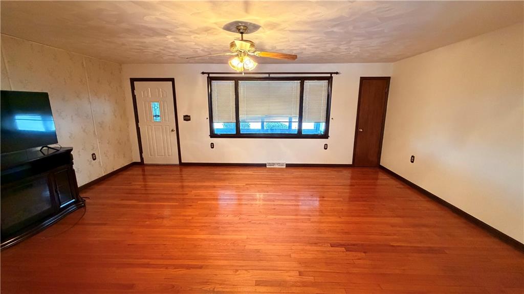 309 Bell Point Road Avonmore, PA 15618 - Photo 2 of 32 Gallery Image 2