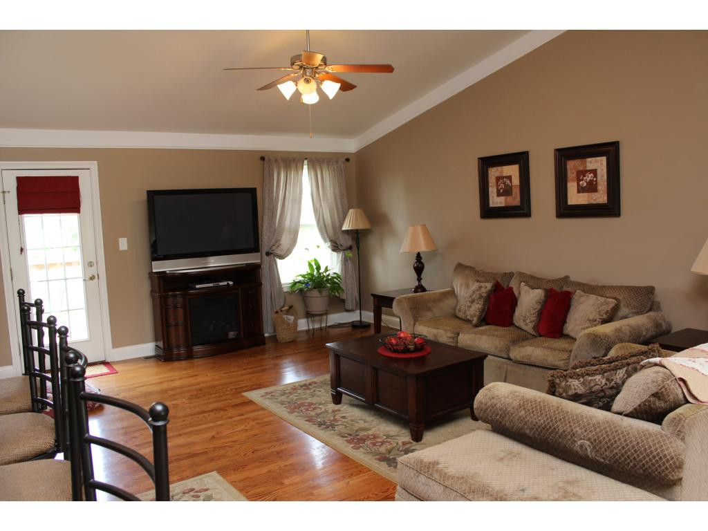 235 Anderson Street Limestone, TN 37681 - Photo 3 of 20 Photo 3