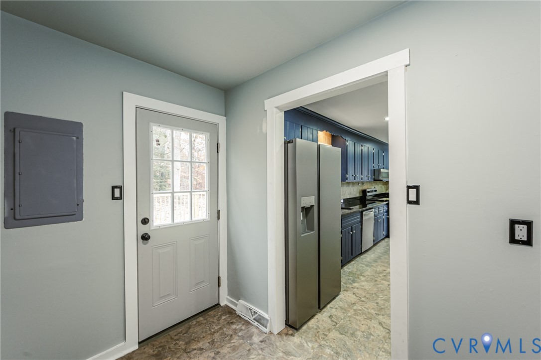 113 Eastman Road Chesterfield, VA 23236 - Photo 23 of 47 a view of a hallway with closet and a livingroom view