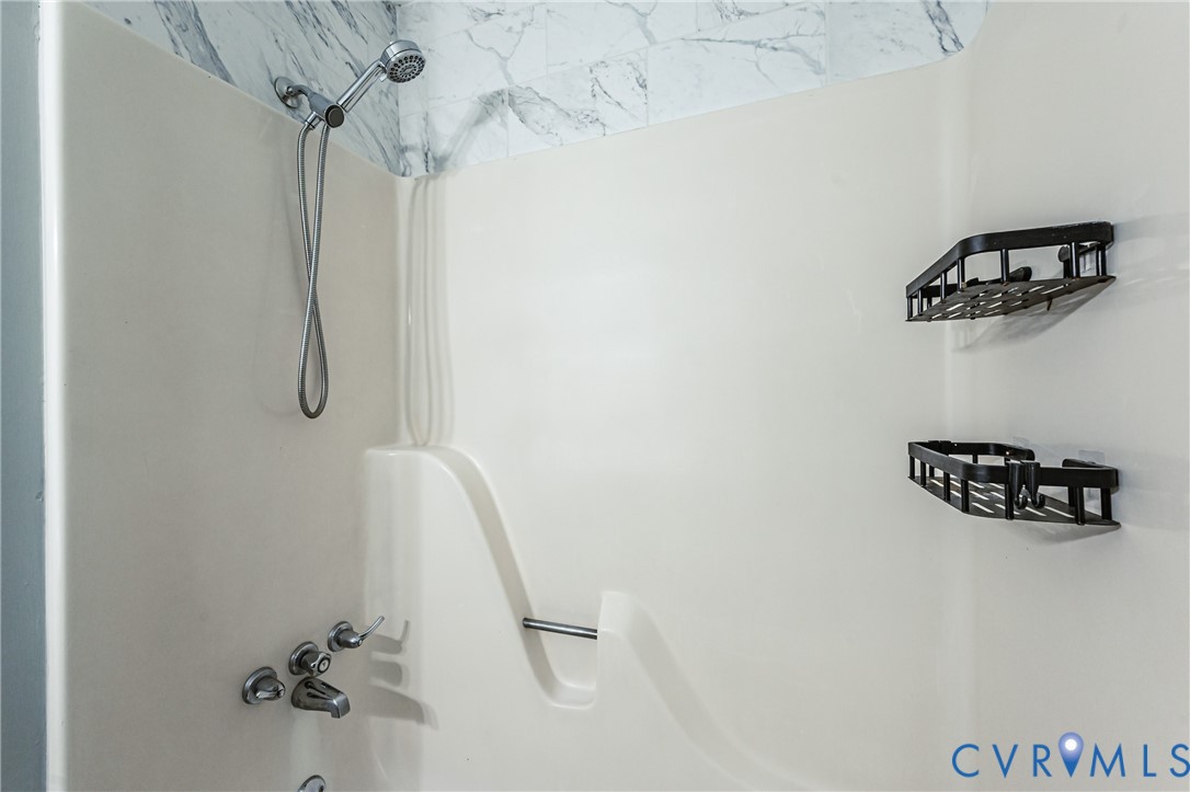 113 Eastman Road Chesterfield, VA 23236 - Photo 32 of 47 a bathroom with a shower