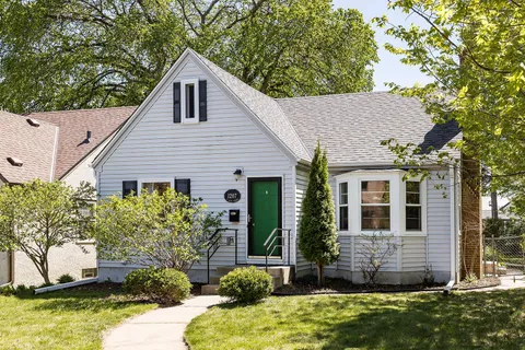 $440,000 | 1207 East 54th Street, Minneapolis, MN 55417