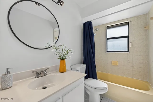 $329,000 | 203 Tree Swallow Court, Lehigh Acres, FL 33936