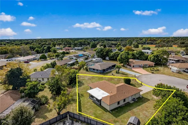 $329,000 | 203 Tree Swallow Court, Lehigh Acres, FL 33936