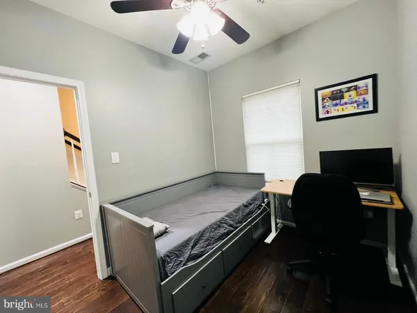$3,100 | 25025 Coats Square, Aldie, VA 20105