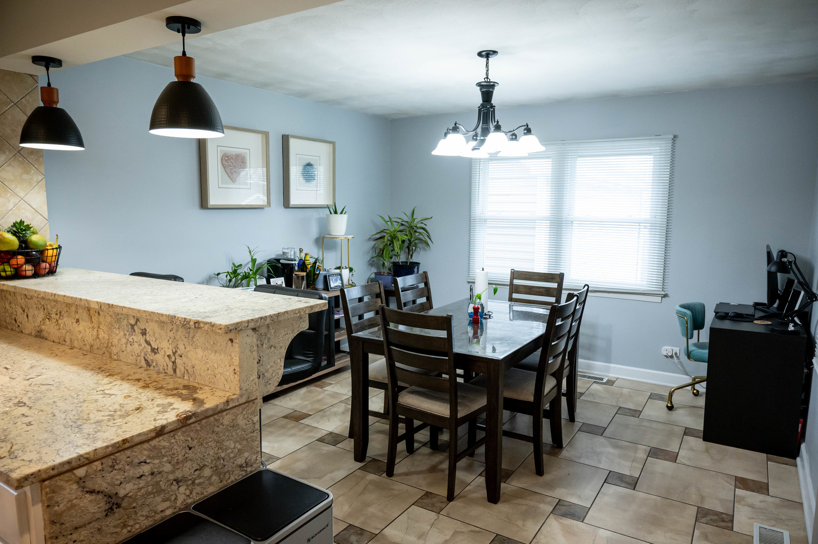 340 East Drake Avenue Addison, IL 60101 - Photo 10 of 35