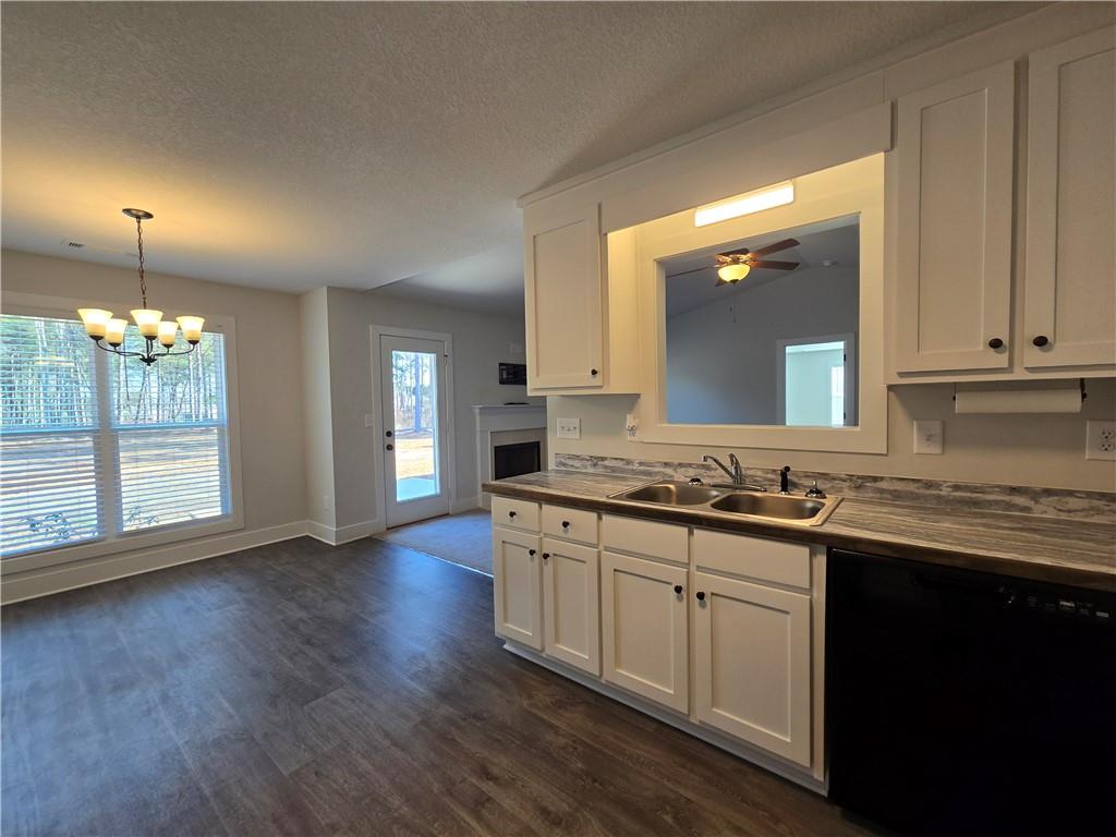 4488 Reed Creek Highway Hartwell, GA 30643 - Photo 13 of 34