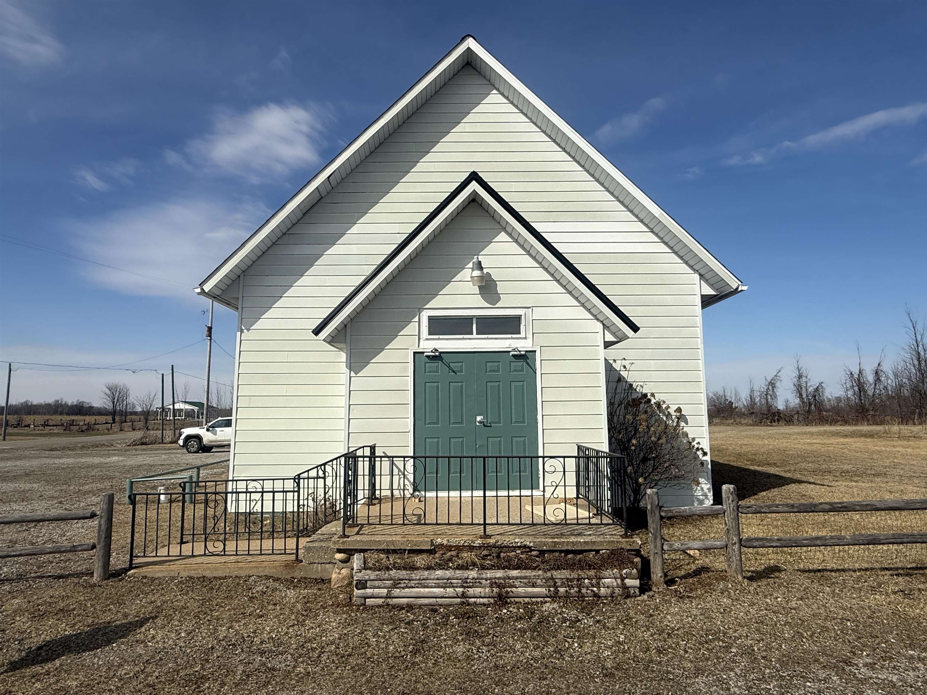 4494 West Main Street Rd Roads Sterling, MI 48659 - Photo 4 of 31