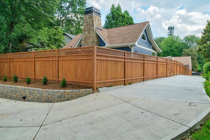 1375 Wessyngton Road Northeast Atlanta, GA 30306 - Photo 28 of 57
