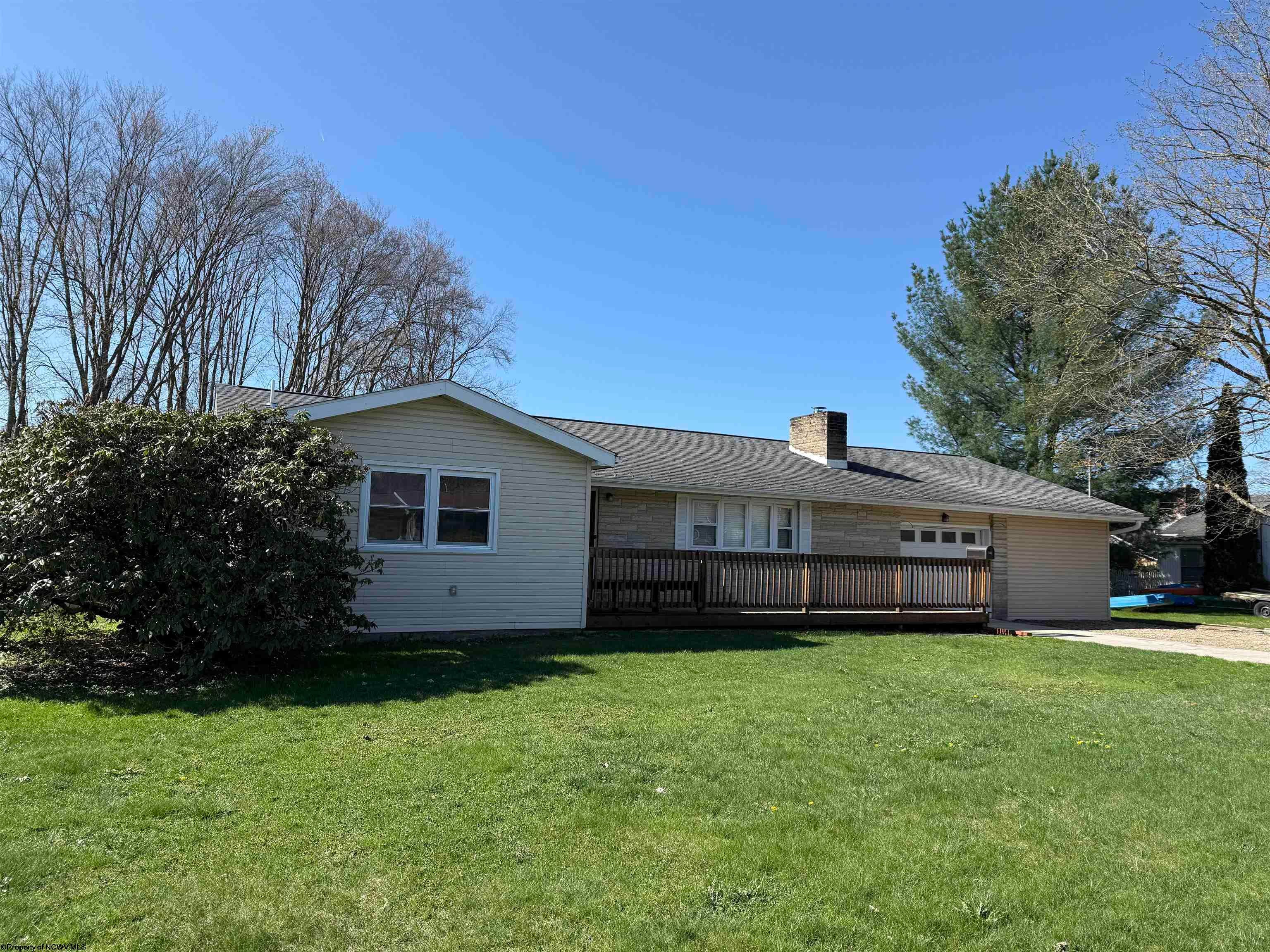 107 South Gate Road Elkins, WV 26241 - Photo 1 of 25 Gallery Image 1