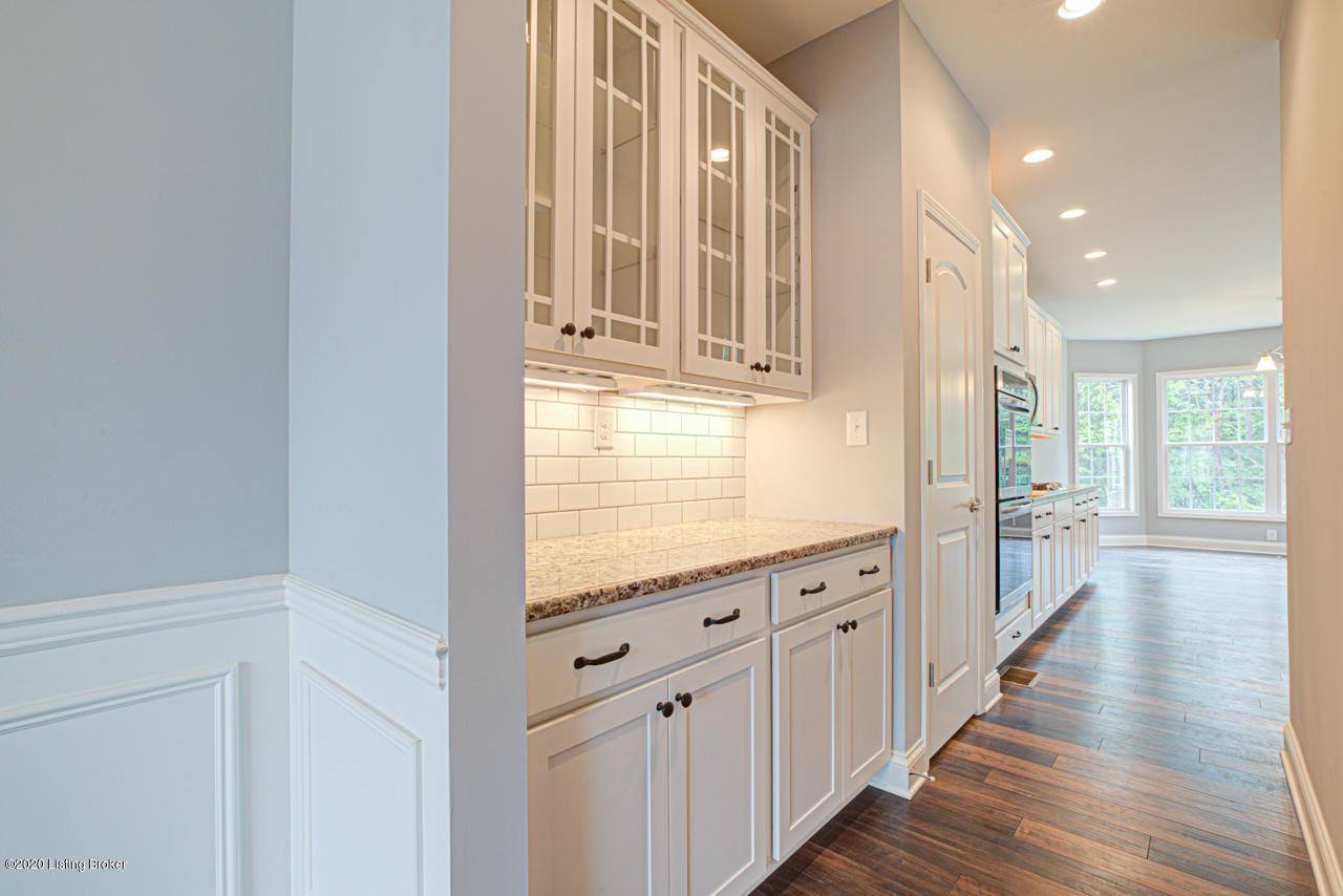 518 Wooded Falls Road Louisville, KY 40243 - Photo 23 of 64 518_Wooded_Falls_Rd-24