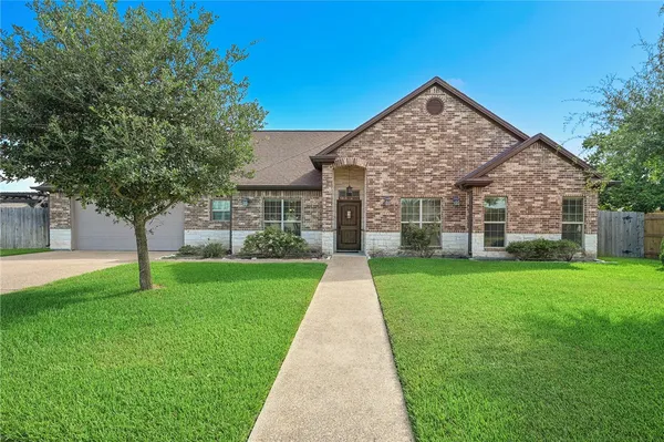 $425,000 | 2609 Colony Vista Drive, Bryan, TX 77808