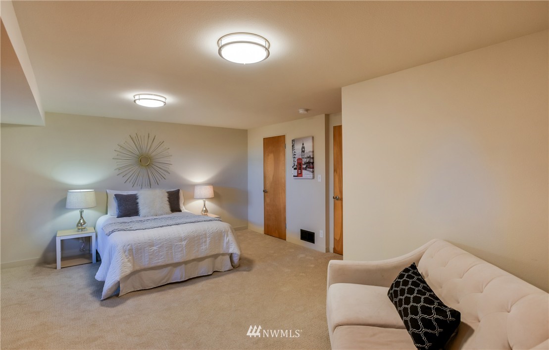 4026 Southwest Director Street Seattle, WA 98136 - Photo 19 of 22 Gallery Image 19