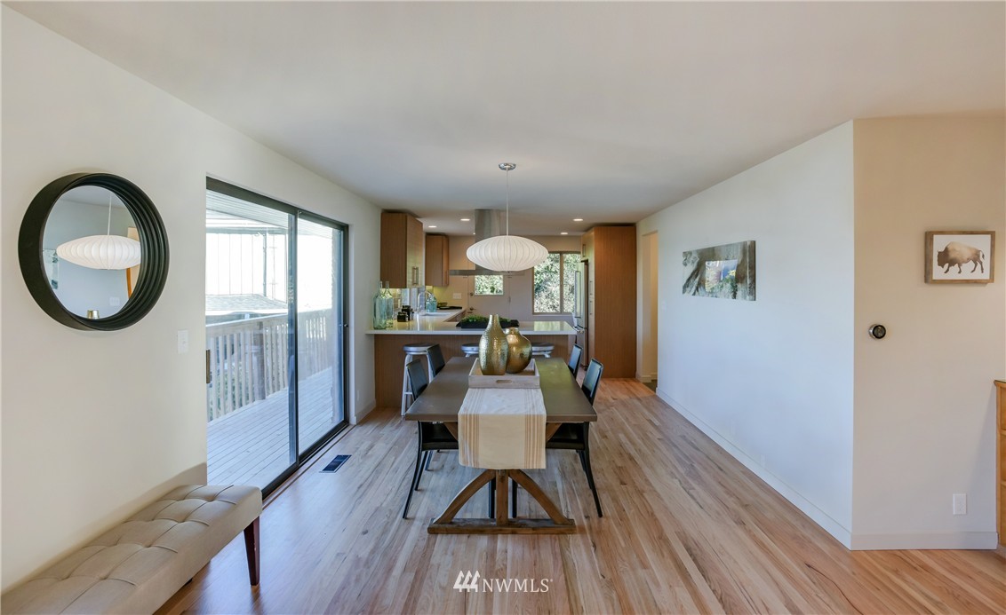 4026 Southwest Director Street Seattle, WA 98136 - Photo 6 of 22 Gallery Image 6