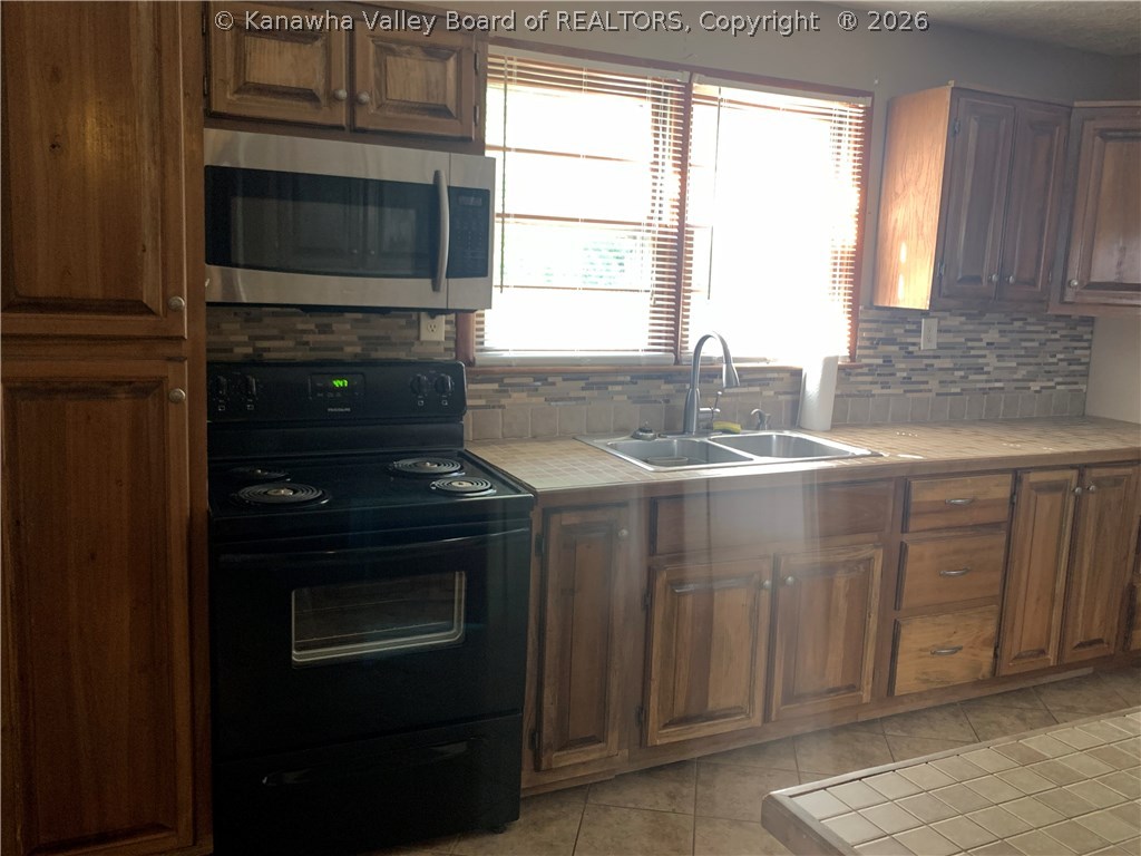 5497 Jerrys Run Road Apple Grove, WV 25502 - Photo 4 of 21 Gallery Image 4