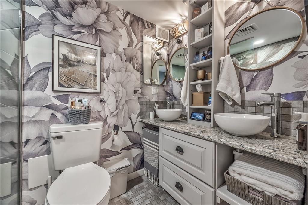 4545 Wornall Road, Unit 101 Kansas City, MO 64111 - Photo 25 of 27