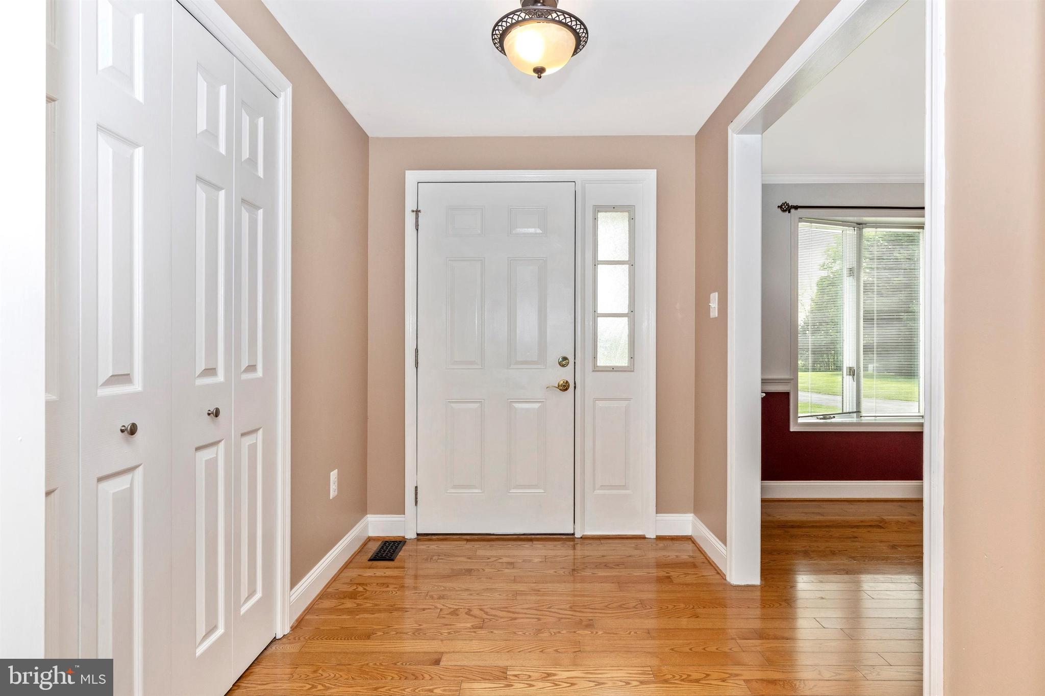 1711 Greenfield Road Adamstown, MD 21710 - Photo 4 of 52 Foyer