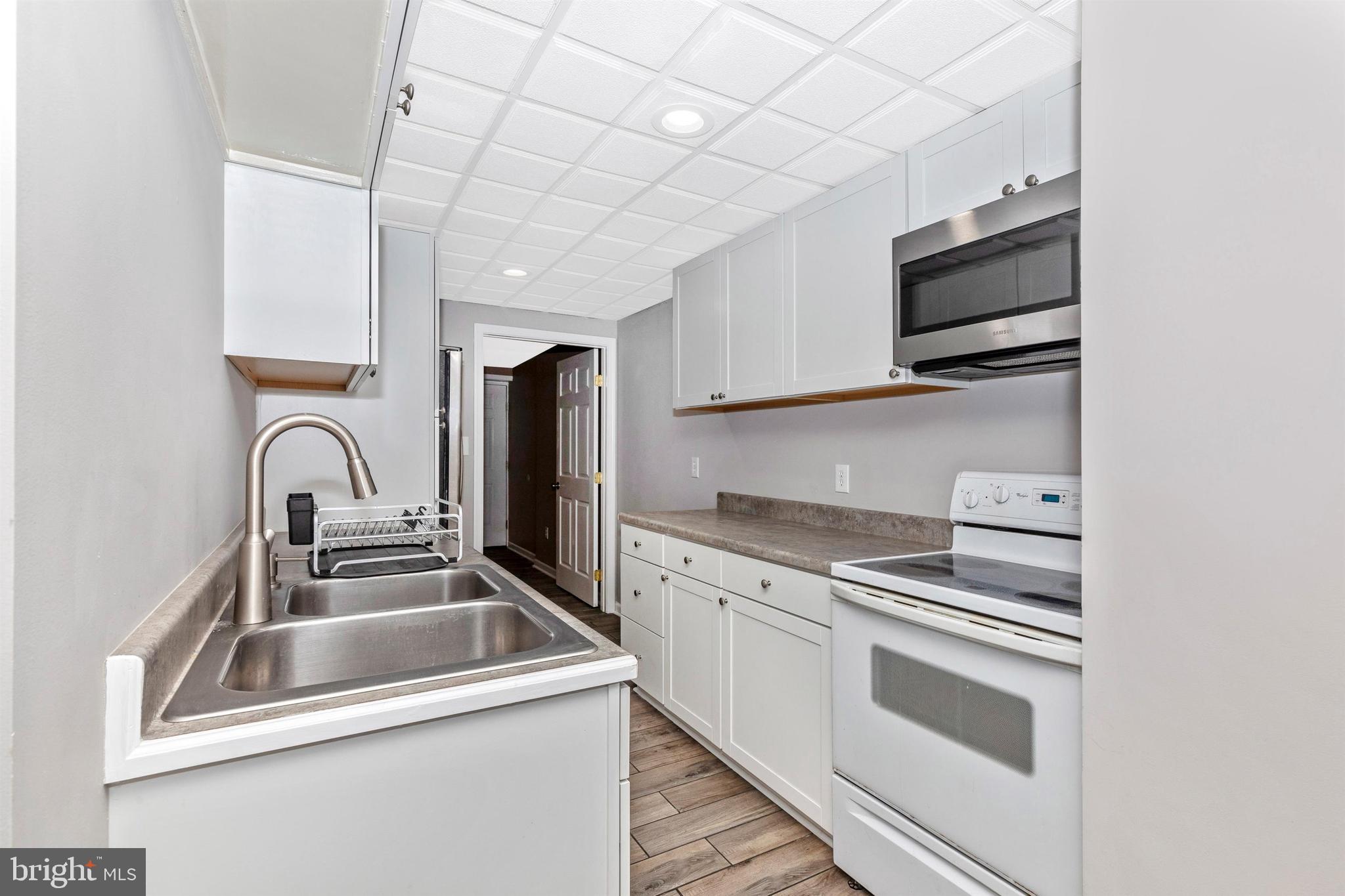 1711 Greenfield Road Adamstown, MD 21710 - Photo 33 of 52 Lower Level Kitchen