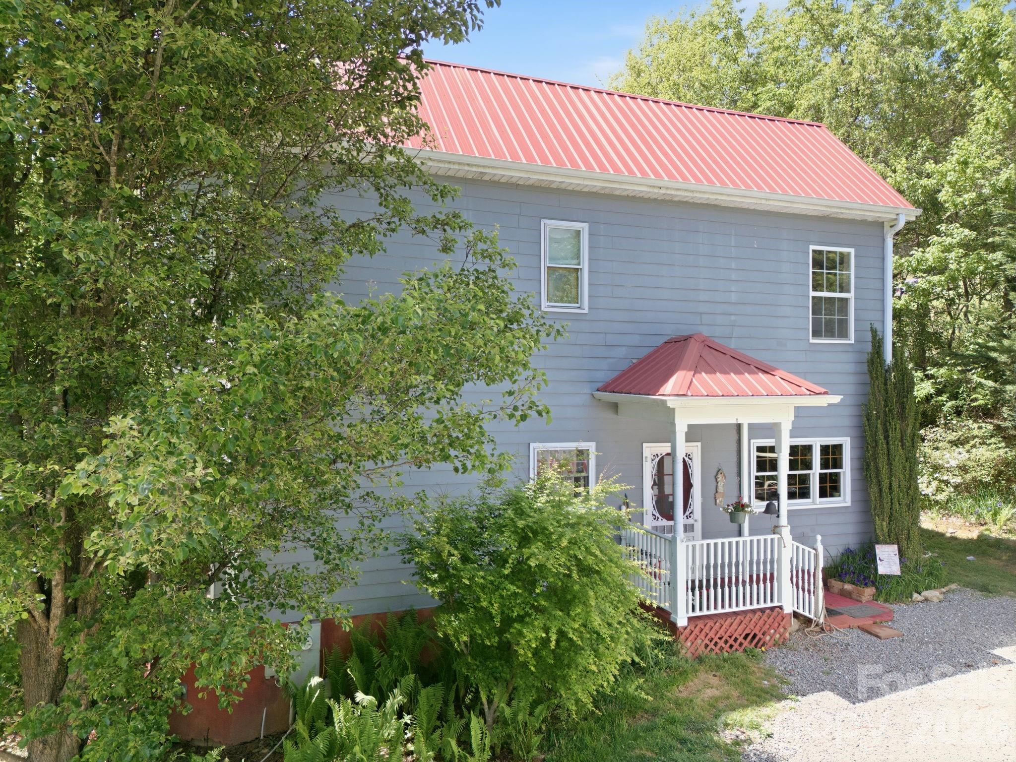 2225 Bald Creek Road Clyde, NC 28721 - Photo 5 of 35