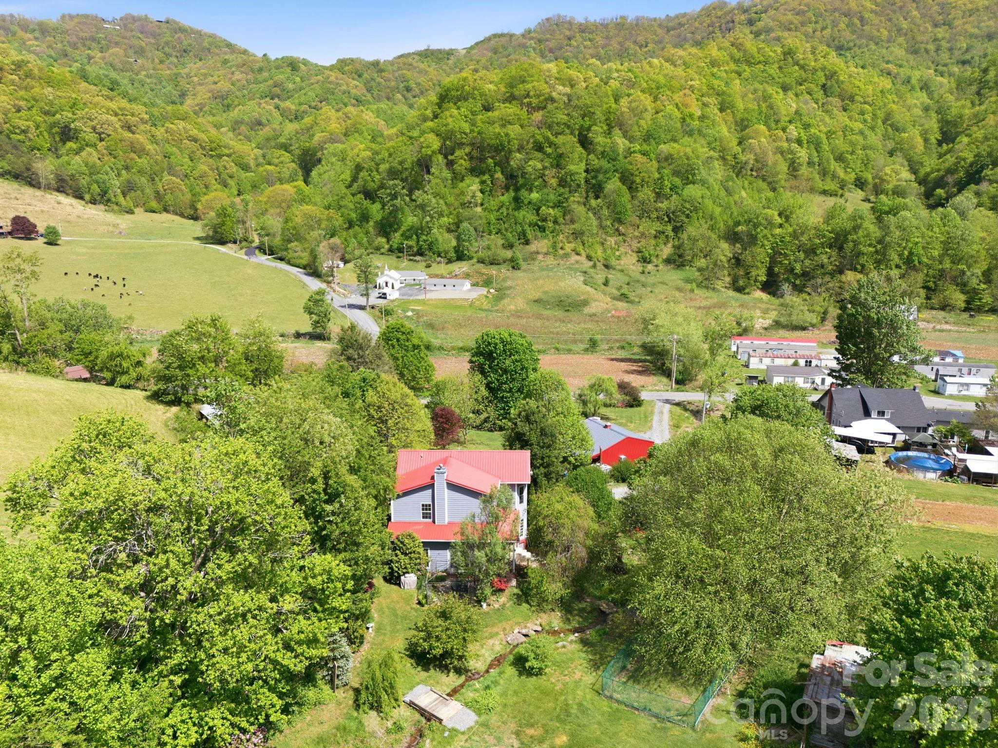2225 Bald Creek Road Clyde, NC 28721 - Photo 6 of 35