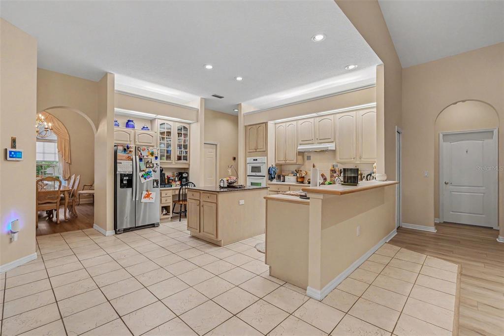 702 Brooker Ridge Court Brandon, FL 33511 - Photo 8 of 26