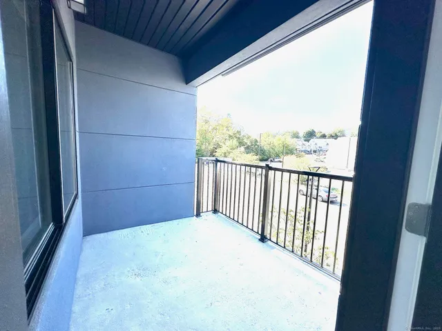 $2,200 | 414 Mather Street, Unit 1, Hamden, CT 06514